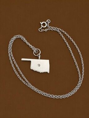 Vintage Dainty Oklahoma State Pendant Chain Necklace